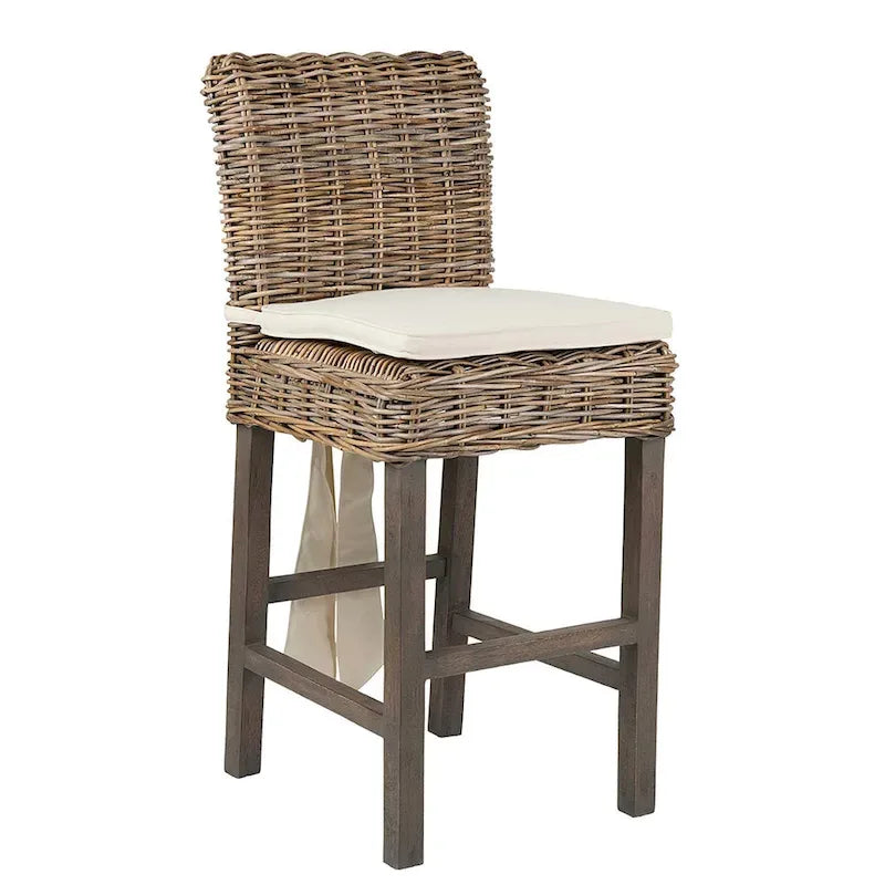 Rattan-Hocker mit Kissen in Grau-Waschoptik von East at Main