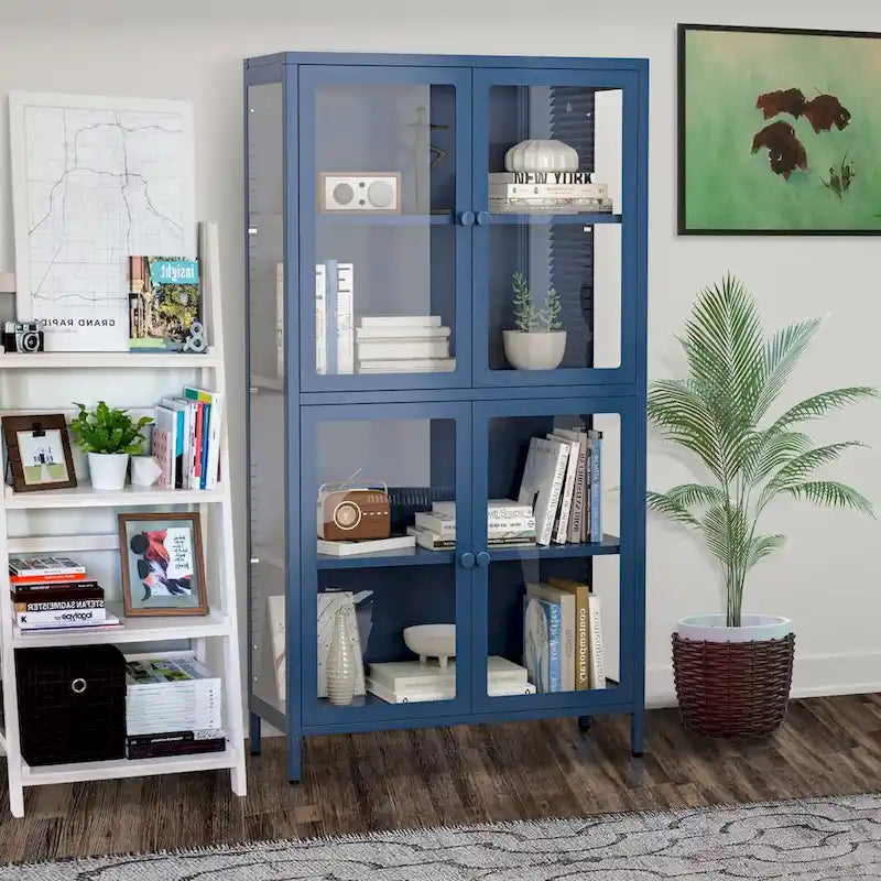 Sideboard aus kaltgewalztem Stahl mit vier Glastüren, verstellbaren Einlegeböden und Füßen
