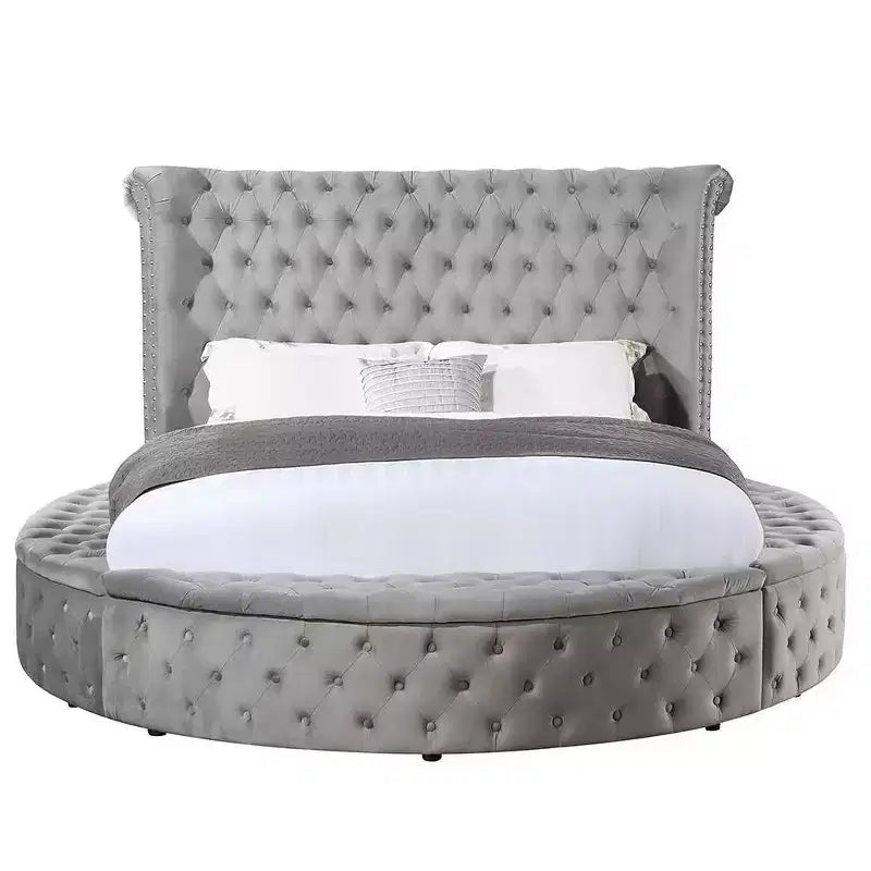 Letto matrimoniale Gaiva 109 in velluto grigio - Acme Furniture: elegante design con borchie decorative e bottoni capitonné, struttura in legno composito