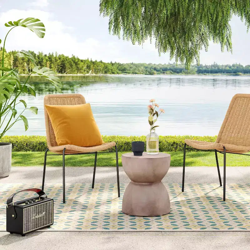 Set di 4 sedie da pranzo impilabili in vimini senza braccioli per patio, marroni - Threshold?