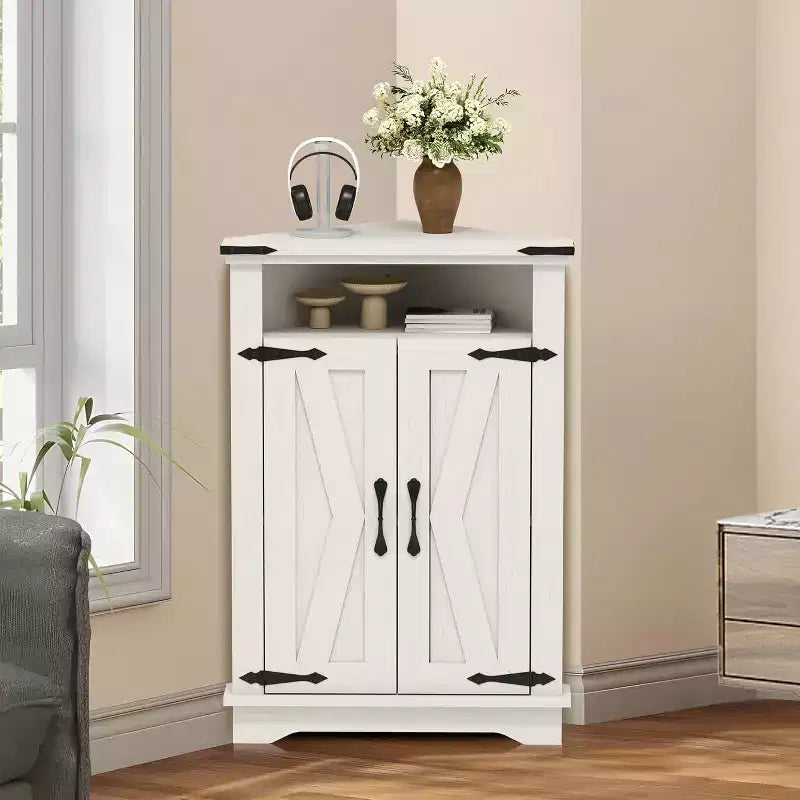 Eckschrank mit Scheunentür, im Landhausstil, freistehender Eckschrank mit verstellbaren Einlegeböden, Aufbewahrungsschrank fürs Homeoffice