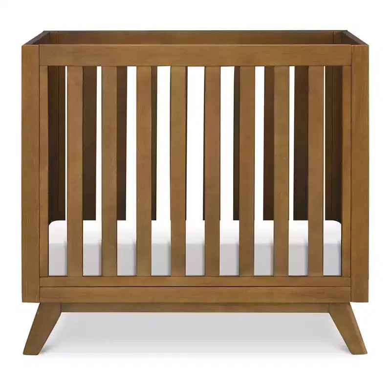 daVinci Otto 3-in-1 umbaubares Mini-Kinderbett mit 4 Matratzen