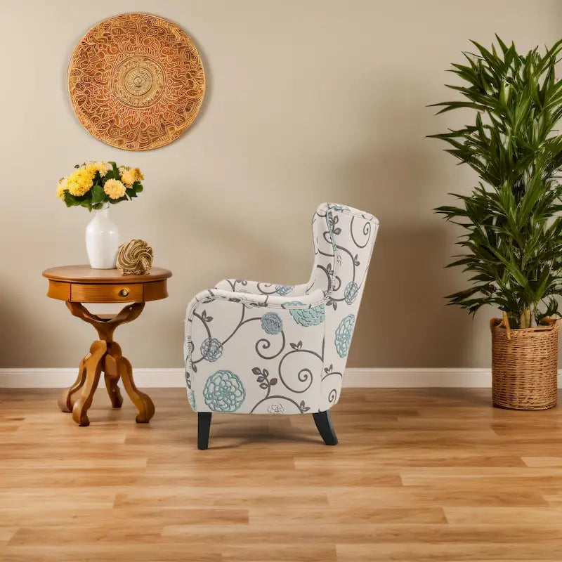 Moderne retro fauteuil met hoge rugleuning van 30.25 en houten poten voor de woonkamer