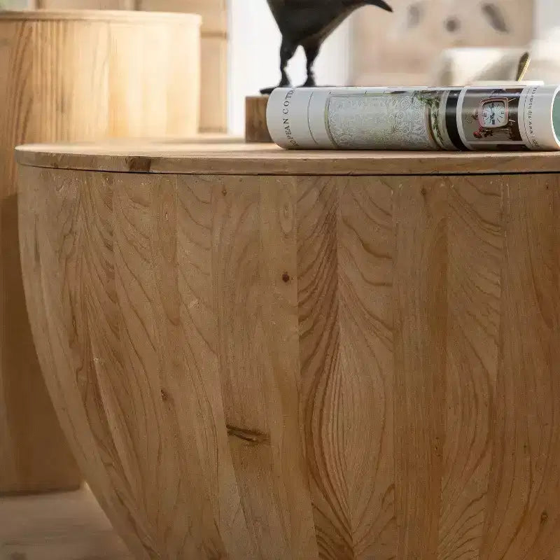 Ronde salontafel met opbergruimte in retrostijl, gemaakt van hout, geschikt voor de woonkamer, eetkamer of kantoor.