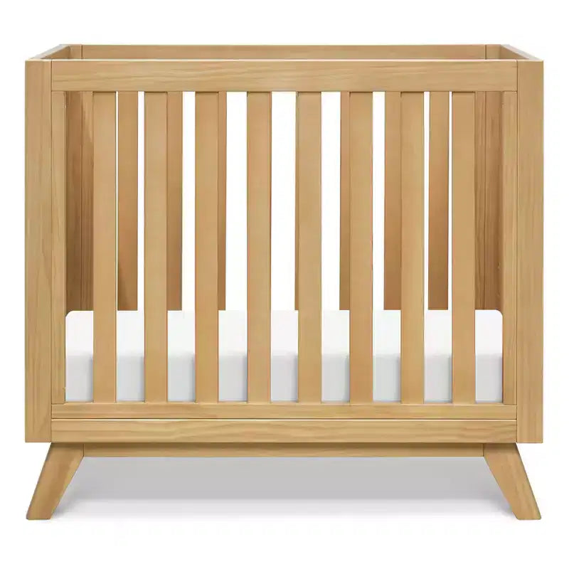 daVinci Otto 3-in-1 umbaubares Mini-Kinderbett mit 4 Matratzen