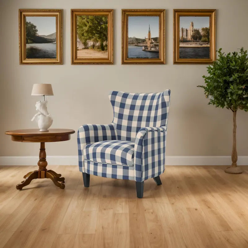 Moderne retro fauteuil met hoge rugleuning van 30.25 en houten poten voor de woonkamer