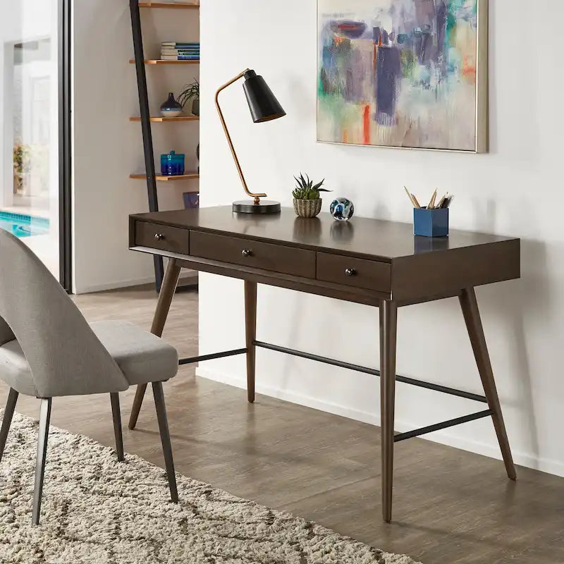 Schreibtisch aus Holz „Aksel“ mit 3 Schubladen von iNSPIRE Q Modern