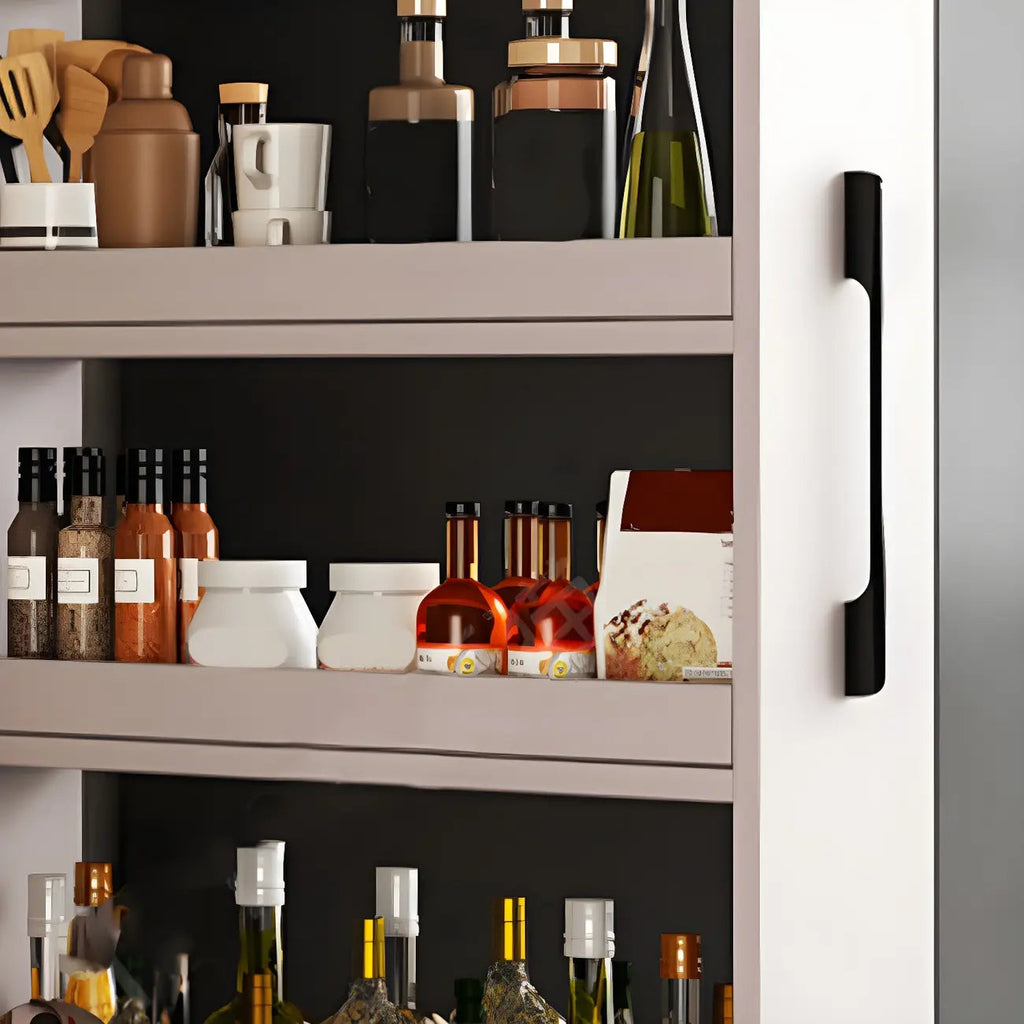 Moderner Buffet-Tisch aus Holz mit offenen Regalen und Rollen