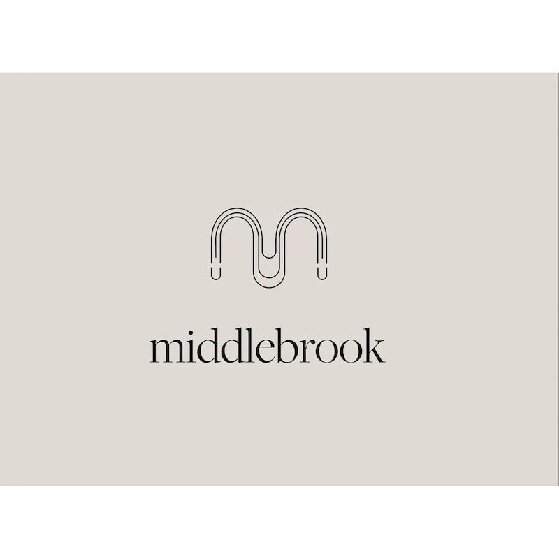 Middlebrook Eck-TV-Ständer mit Glastür, 48 Zoll