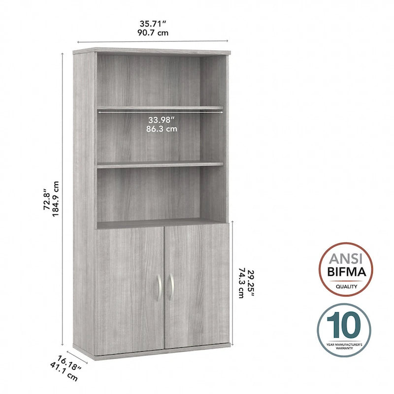 Hoge boekenkast met 5 planken en deuren
