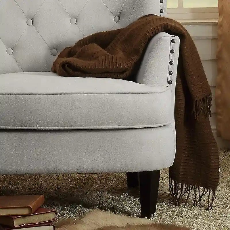 Poltrona decorativa Moser Bay Mignon in velluto/lino, larga 30, con schienale alto e bottoni