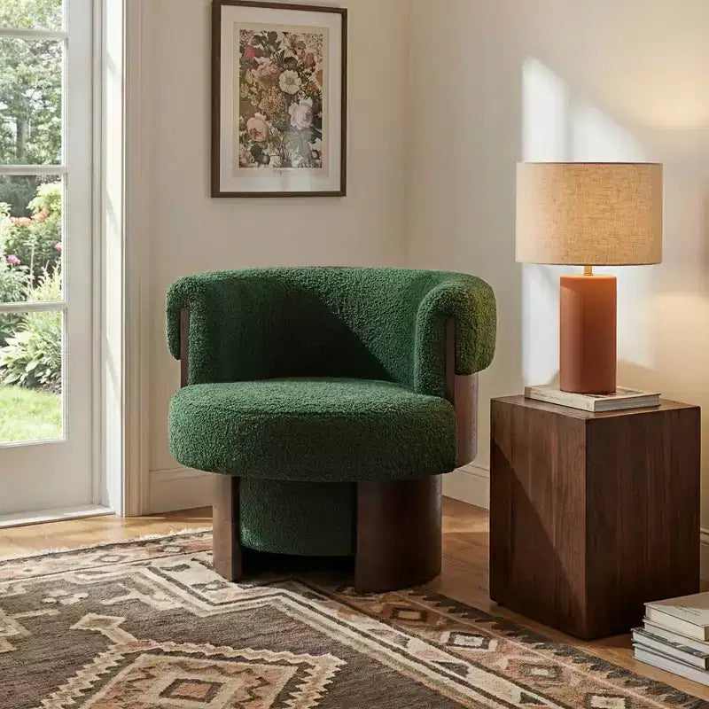 Whisen 360° draaibare kuipstoel met sculpturaal gebogen houten ontwerp, massief houten frame, 32 inch breed, veelzijdig voor woonkamer en slaapkamer