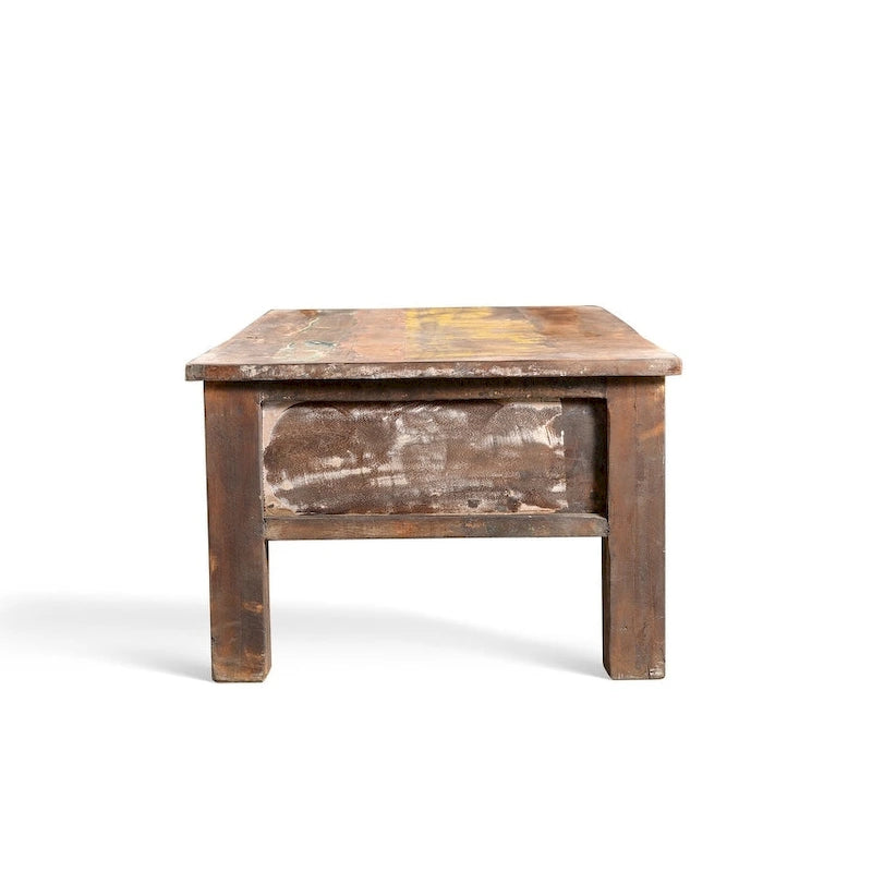 Handgemaakte salontafel van oud gerecycled hout (India)