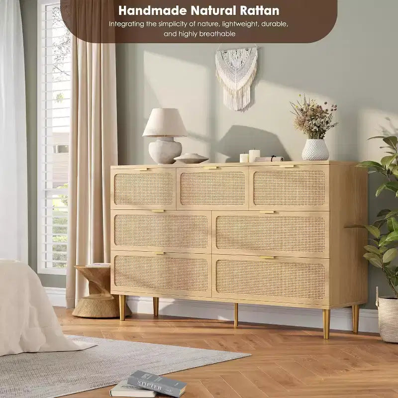 Rattan-Kommoden mit 7 Schubladen fürs Schlafzimmer, hohe Kommode mit tiefen Schubladen, große Schubladenkommode für den Kleiderschrank mit breiter Ablagefläche, Holzkommode fürs Wohnzimmer