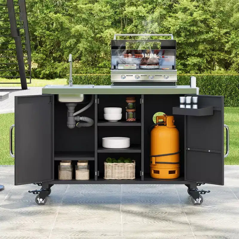 Îlot de cuisine d’extérieur 55.5 avec évier, table de préparation en acier inoxydable avec porte-épices et roulettes verrouillables, chariot pour barbecue, noir - ModernLuxe