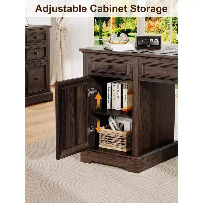 Dyonery 60-Zoll-Schreibtisch im Landhausstil mit Schubladen und Aktenschrank, Schreibtisch aus Holz mit geprägter Struktur fürs Homeoffice, Schwarz/Braun/Weiß und Braun