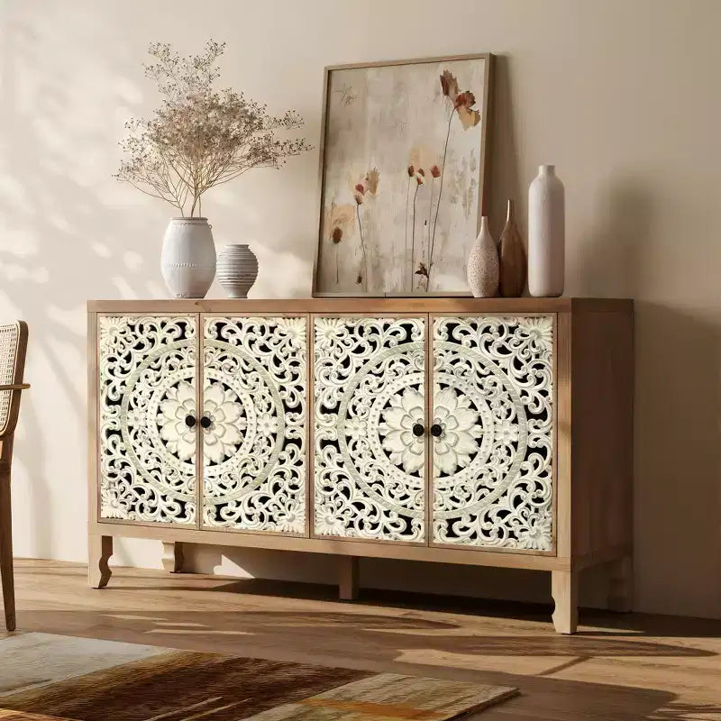 Credenza con contenitore, mobile contenitore dall'aspetto vissuto con 4 ante intagliate e ripiano regolabile, credenza decorativa in legno
