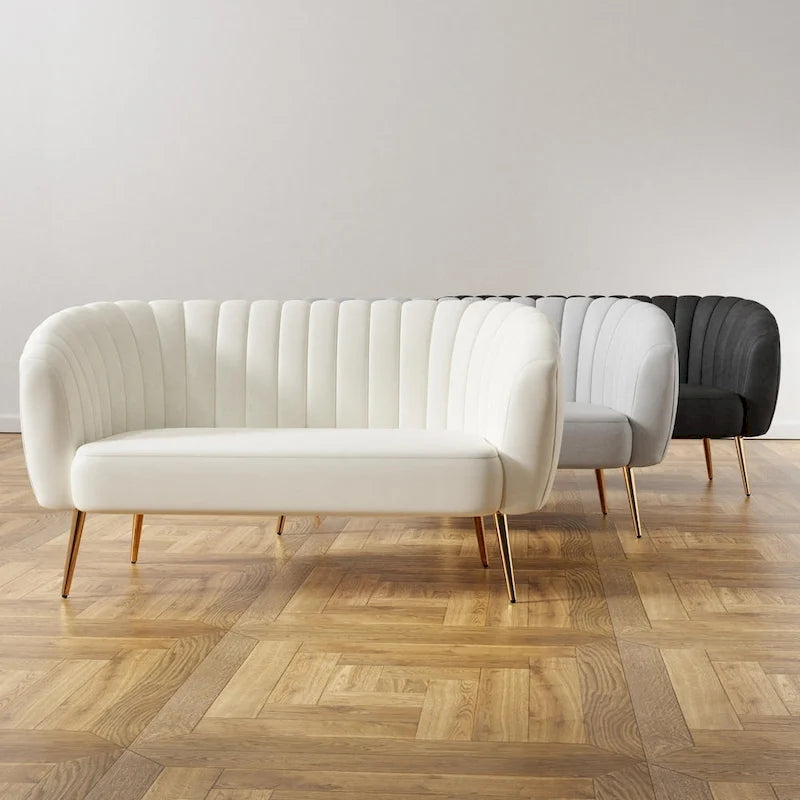Albany zeitgemäßes Samt-Mikrofaser-Loveseat mit Knopfheftung von Silver Orchid