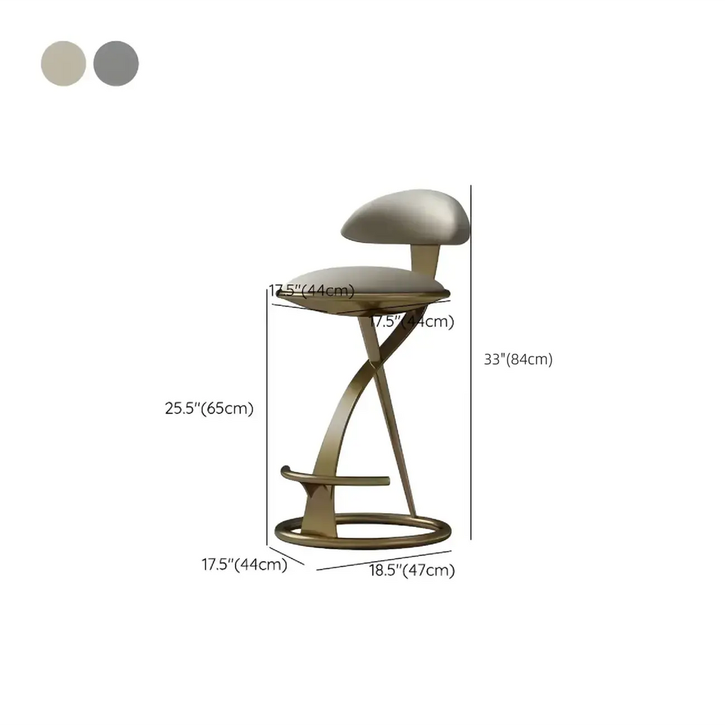 Luxe barkruk met strak beige leren zitvlak en goudkleurig metalen frame