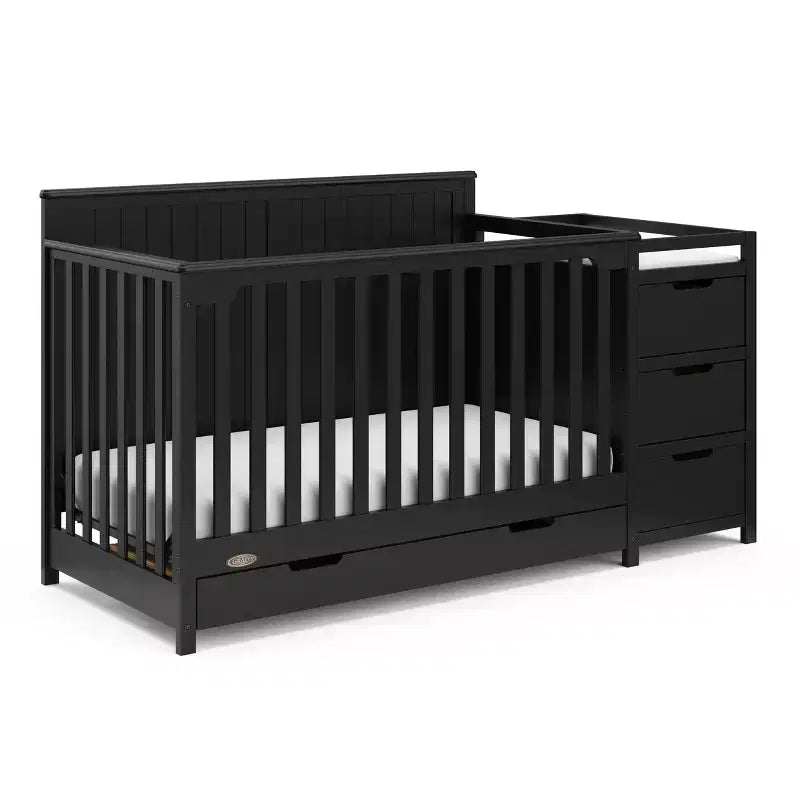 Lit de bébé convertible 5 en 1 avec table à langer et tiroir