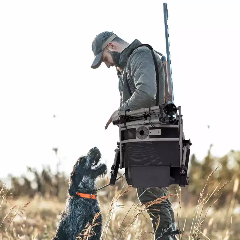 Draagbare jachtstoel van Costway met 360° draaifunctie, verstelbare poten en houder voor armleuningen