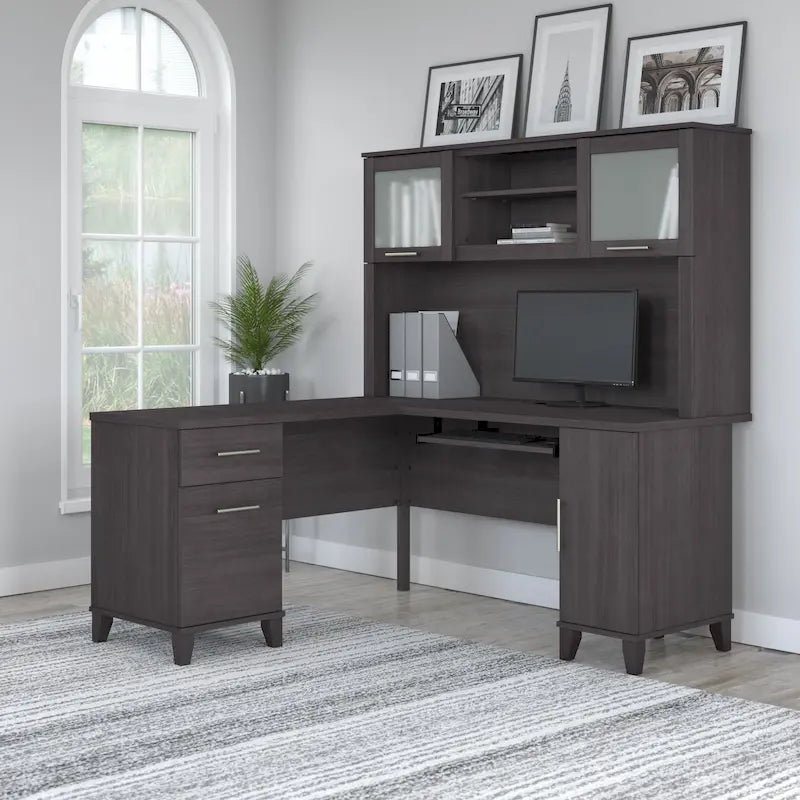Bureau Bush Furniture Somerset 60W en forme de L avec meuble de rangement supérieur