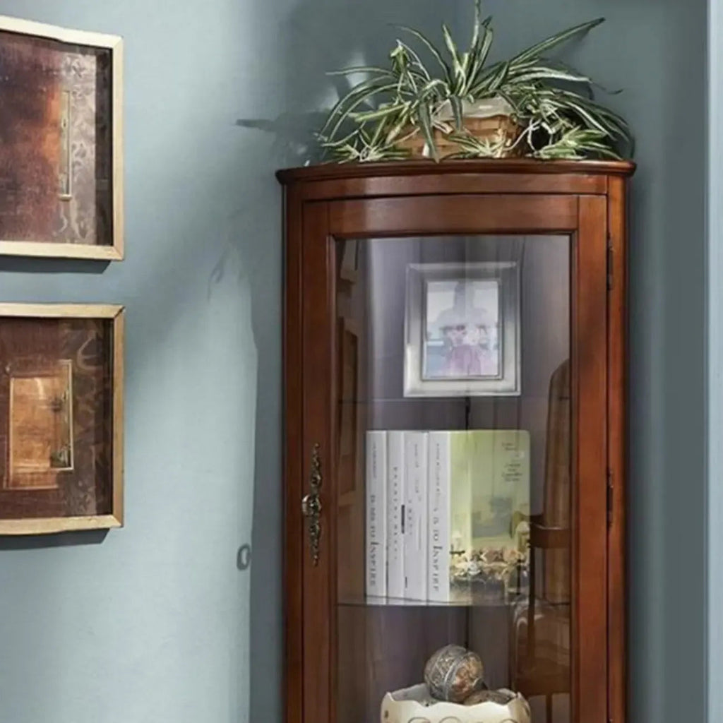 Klassischer brauner Eckschrank aus Gummibaumholz mit Glastür
