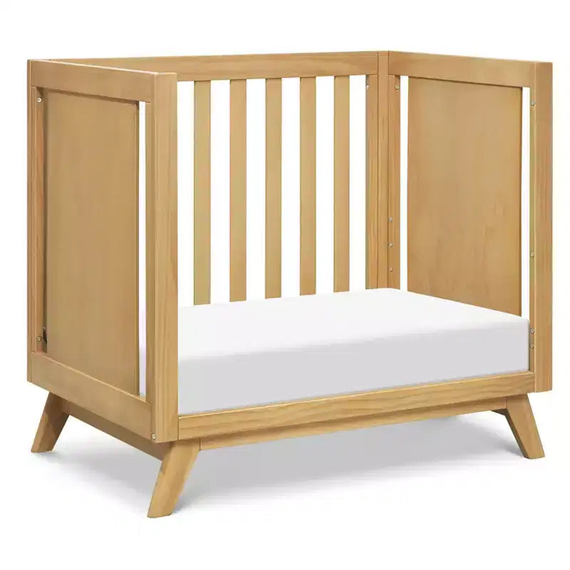 daVinci Otto 3-in-1 umbaubares Mini-Kinderbett mit 4 Matratzen