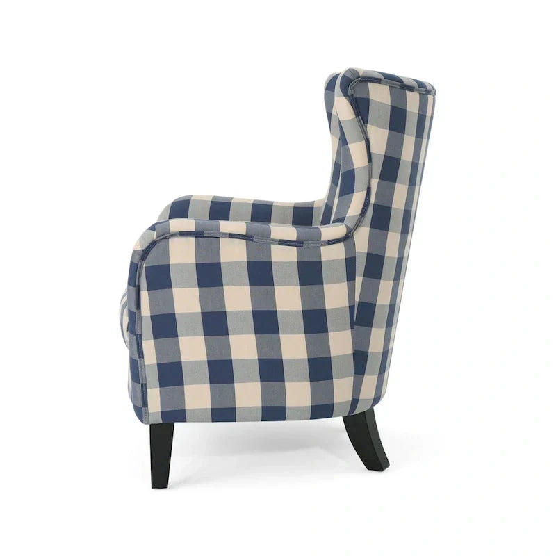 Moderne retro fauteuil met hoge rugleuning van 30.25 en houten poten voor de woonkamer