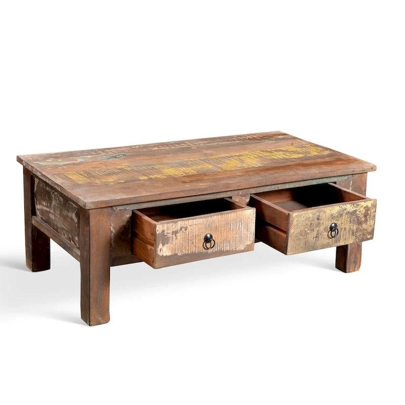 Handgemaakte salontafel van oud gerecycled hout (India)