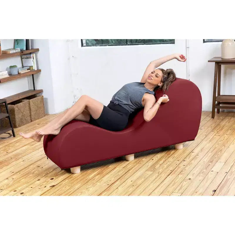 Chaise longue Avana per stretching e relax, gambe in legno di hevea, similpelle - Grigio sottomarino