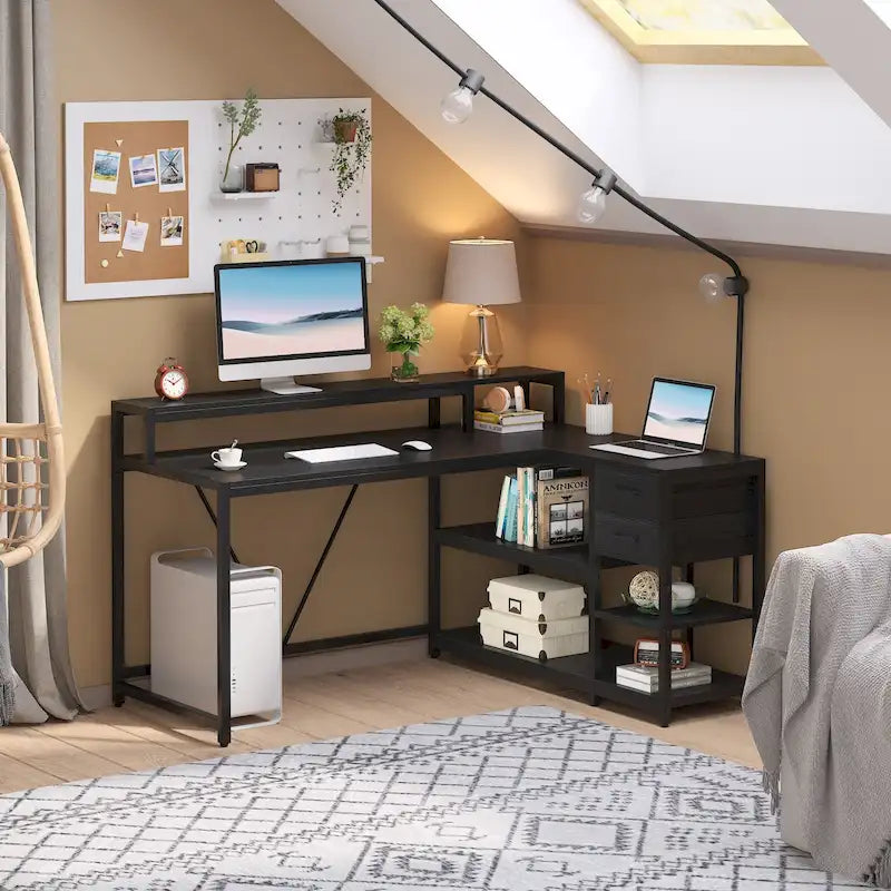Schreibtisch in L-Form mit Schublade, Eckschreibtisch fürs Homeoffice mit Ablagefächern und Monitorständer, rustikaler PC-Schreibtisch für kleine Räume