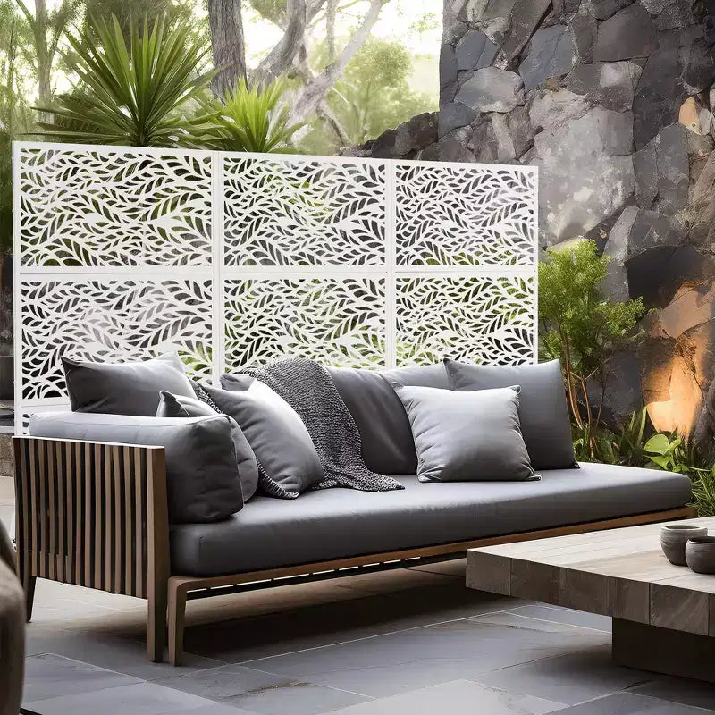 MAYEERTY privacyscherm van gegalvaniseerd staal voor binnen en buiten, vrijstaand decoratief scherm voor balkon en tuin, 1 stuk
