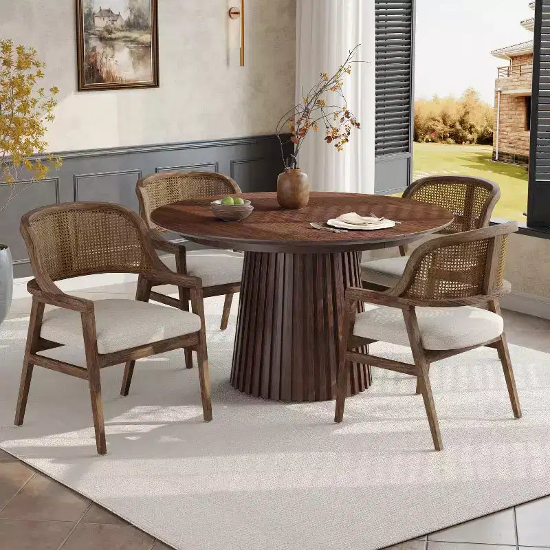 Ensemble de salle à manger extensible 5 pièces en bois moderne du milieu du siècle Christopher Knight Home Bennett avec table et 4 chaises rembourrées à dossier en cannage