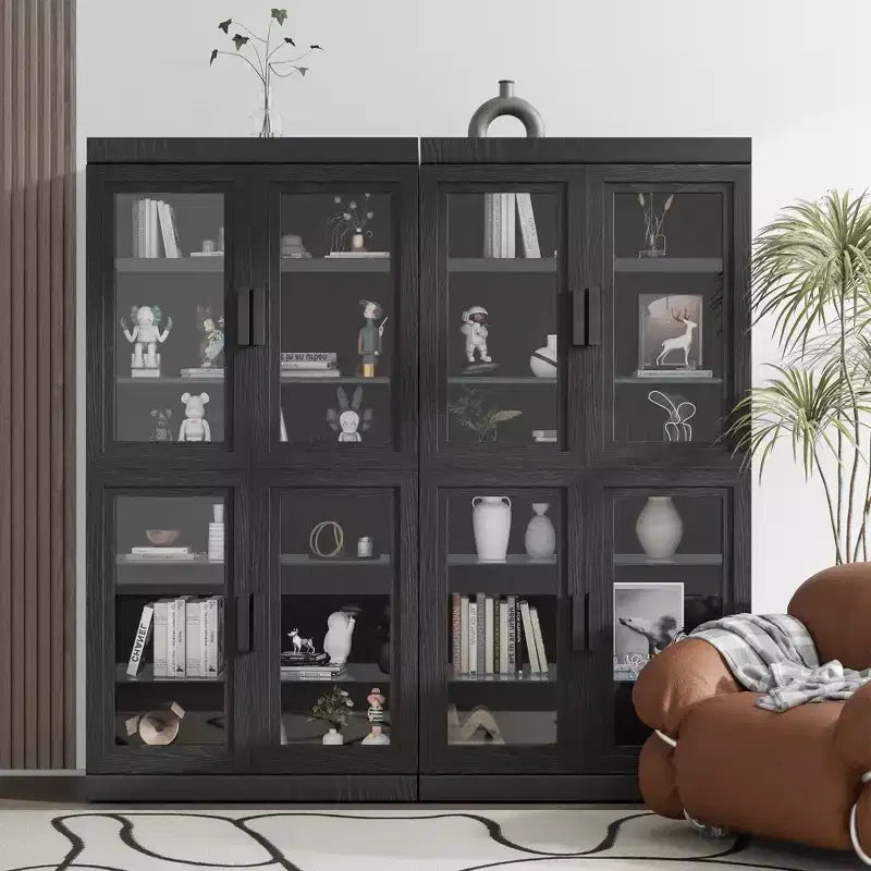 Vetrina decorativa alta 62 con ante in vetro nero e venature effetto legno, con spazio sufficiente per 12 ripiani