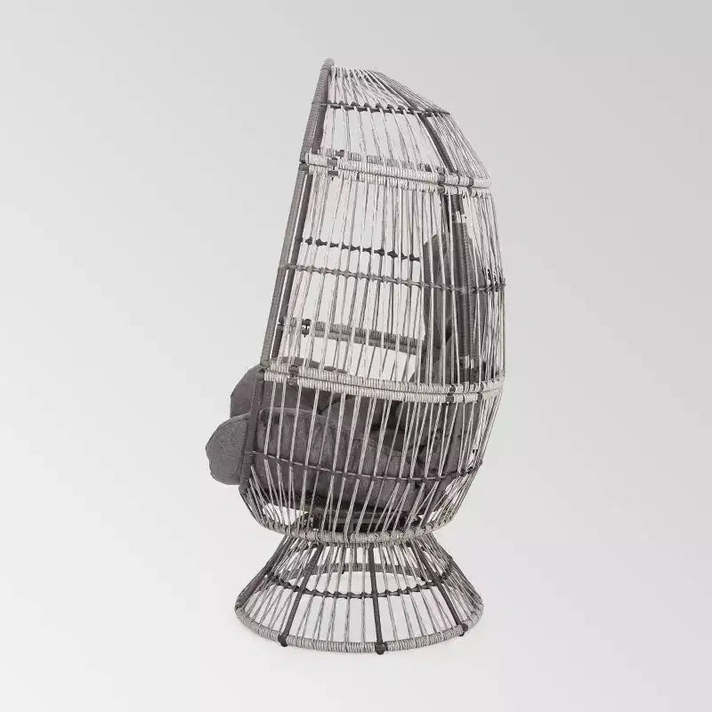 Pintan draaibare eierstoel van riet - Christopher Knight Home