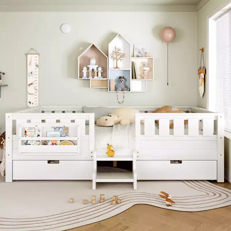 Lit pour enfant Bellemave format queen avec 14 barrières de sécurité, cadre de lit compact avec bibliothèque intégrée et 2 tiroirs de rangement sous le lit