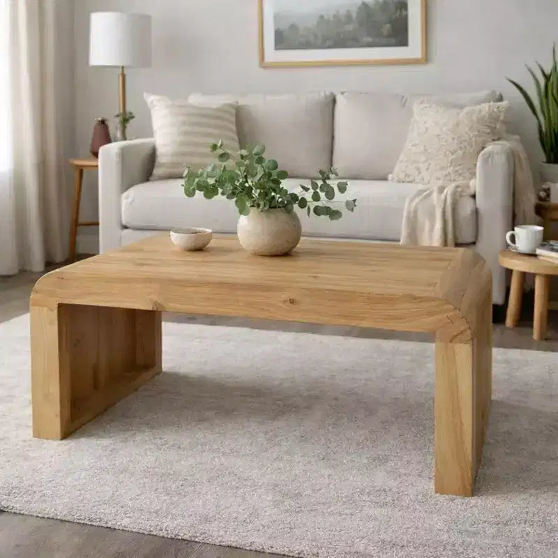 Couchtisch „Royal Hampton“ aus handgefertigtem, naturbelassenem Akazienholz mit rechteckiger, geschwungener Wasserfallkante, 36 Zoll