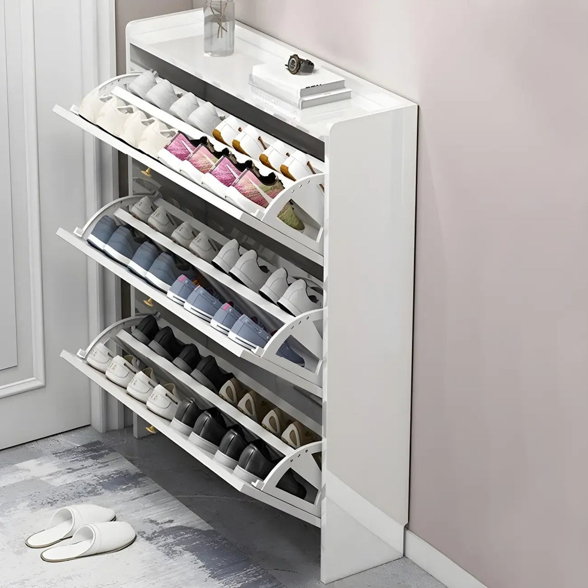 Glamouröser schwarzer Schuhschrank für den Eingangsbereich mit verstellbaren Einlegeböden