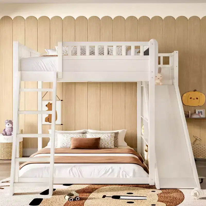 Lit mezzanine Bellemave avec tête de lit rembourrée et étagères de rangement, cadre en bois massif avec échelle et toboggan pour enfants