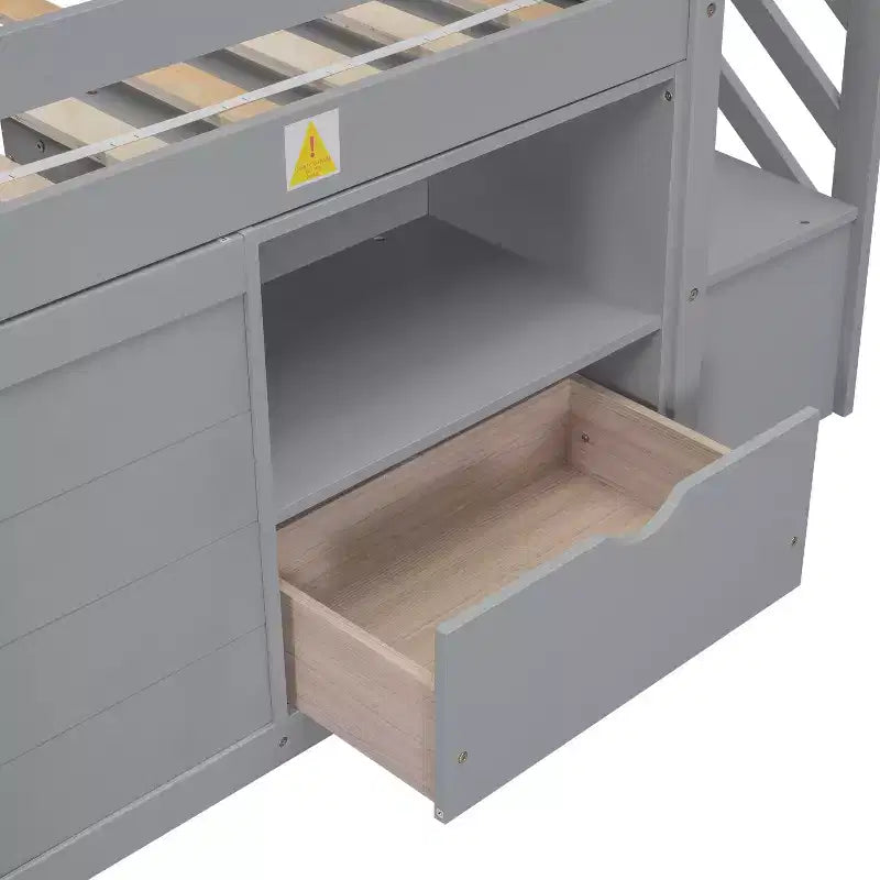 94.6L x 42.3W niedriges Hochbett aus Massivholz in Einzelgröße mit Treppe, Schublade und Regal, modernes und schlichtes Design