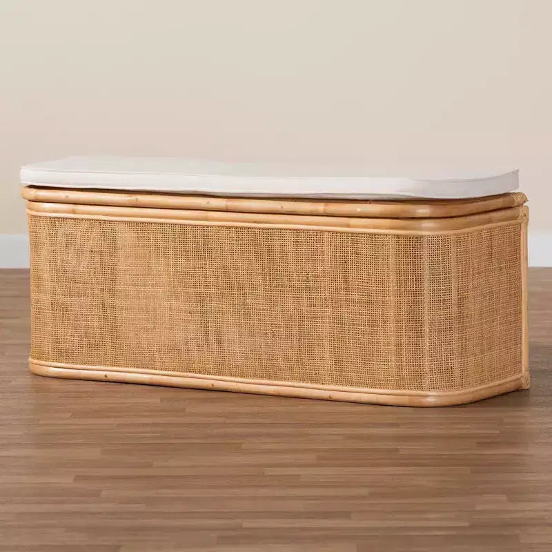 Panca contenitore in rattan naturale bali & pari Ishana Natural/White: imbottitura in poliestere, struttura in compensato, non richiede montaggio