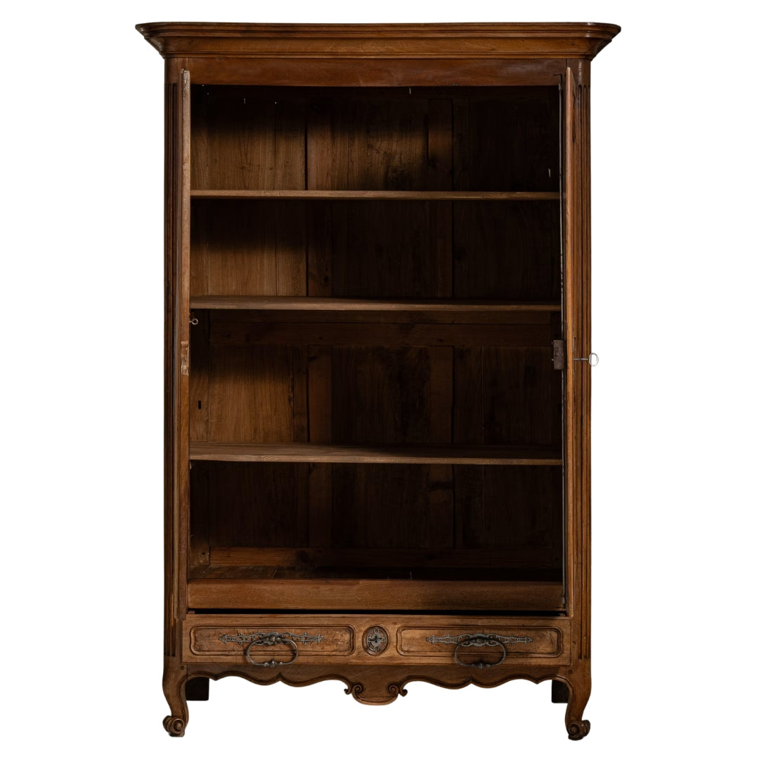 Armadio francese antico in noce, stile revival rinascimentale, circa 1840