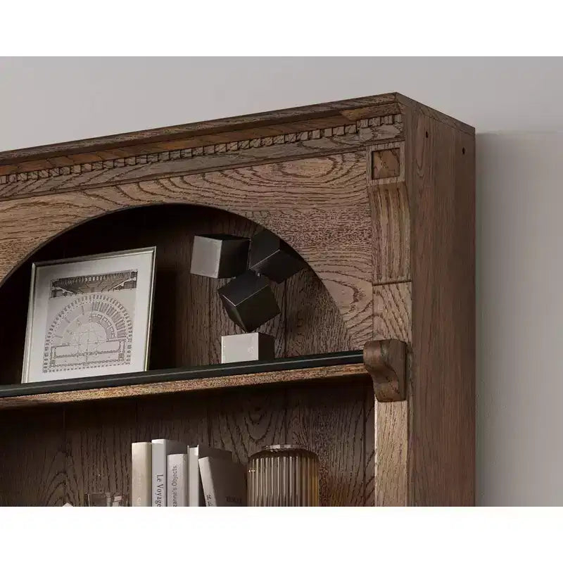 Traditionele hoge houten boekenkast van 94 met opbergruimte, Stratton-collectie, bruin - Martin Furniture