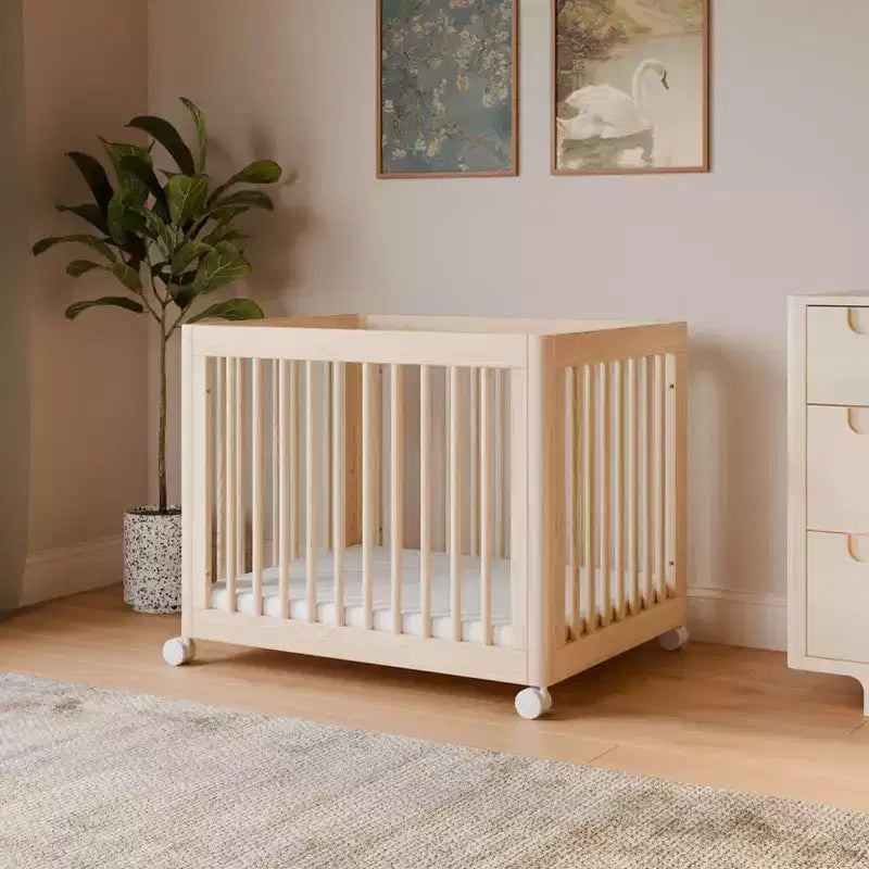 Lettino convertibile Babyletto Yuzu 8 in 1 con kit di conversione per tutte le fasi