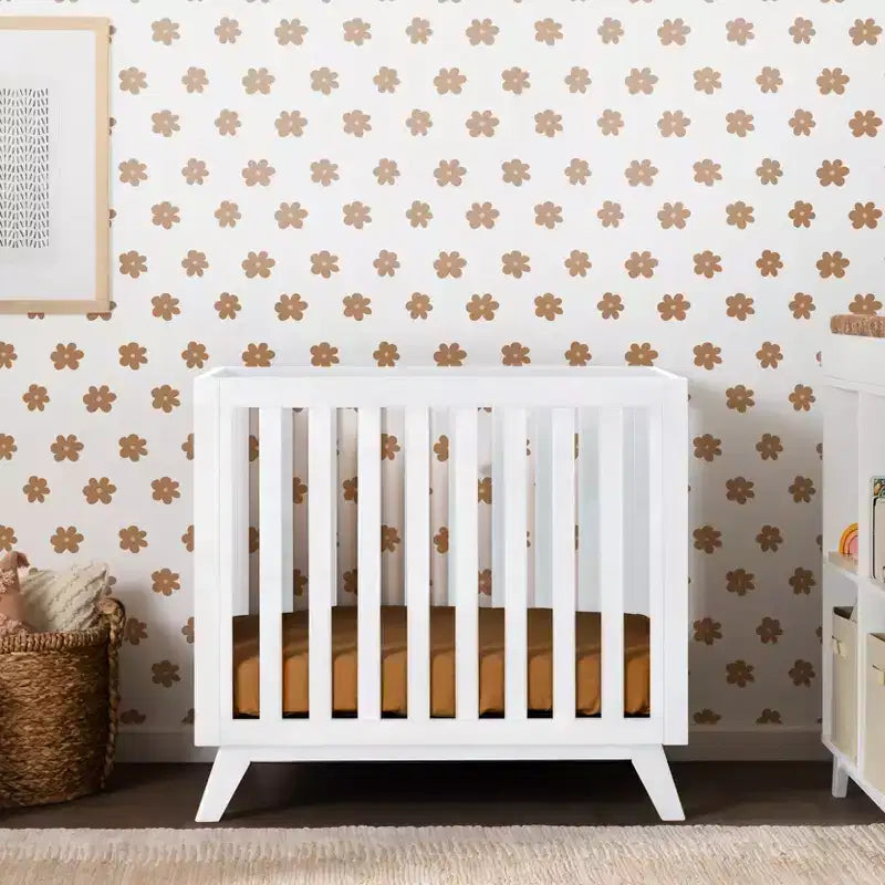 daVinci Otto 3-in-1 umbaubares Mini-Kinderbett mit 4 Matratzen