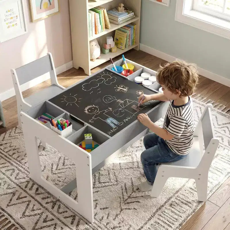 Costway multifunktionales Kindertisch- und 2-Stühle-Set mit abnehmbarer, doppelt großer Tischplatte, Grau + Weiß/Natur + Weiß