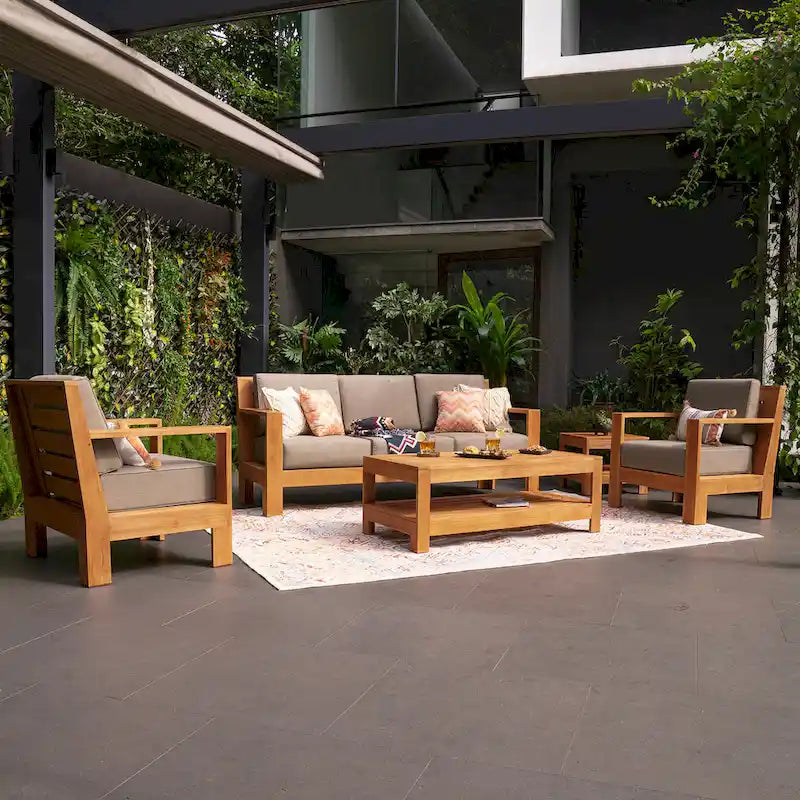 Ensemble de conversation de patio en teck Cambridge Casual Logan, 5 pièces, avec coussins Sunbrella