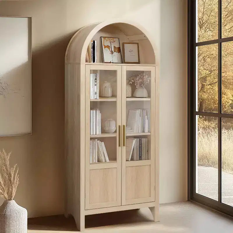 Vetrina in legno con ante ad arco