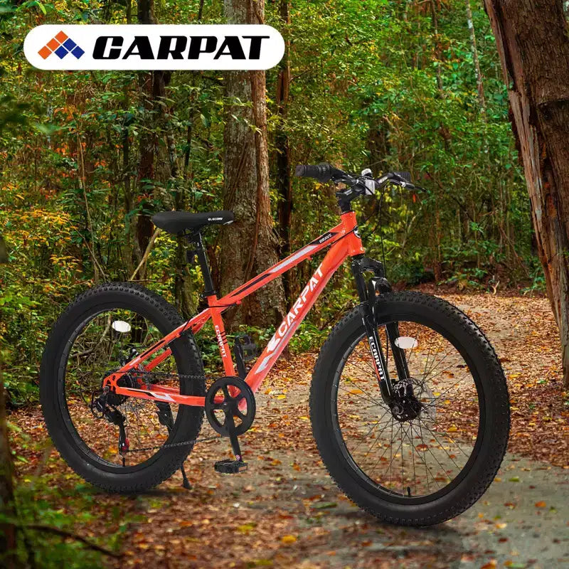 Bicicletta Okak da 24IN con pneumatici larghi e sospensione anteriore, mountain bike a 7 velocità con freno a disco e telaio in acciaio ad alto tenore di carbonio, bici da trail per gli spostamenti